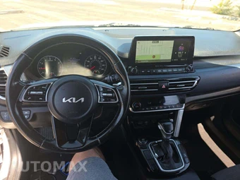 2022 Kia Seltos S - miniatura 10