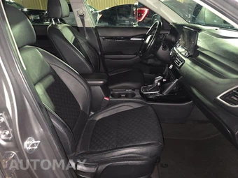 2022 Kia Seltos SX – miniatura 8