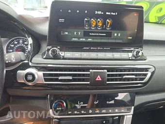 2022 Kia Seltos SX - miniatura 10