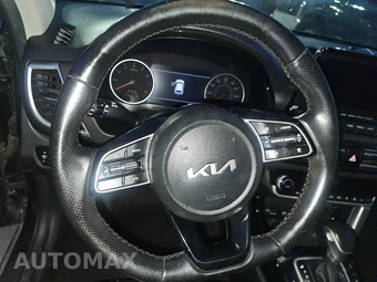 2022 Kia Seltos SX - miniatura 10