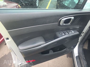 2022 Kia Sorento Hybrid EX – miniatura 9
