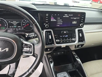2022 Kia Sorento Hybrid S - miniatura 11