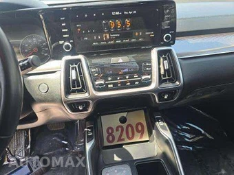 2022 Kia Sorento Hybrid S - miniatura 10