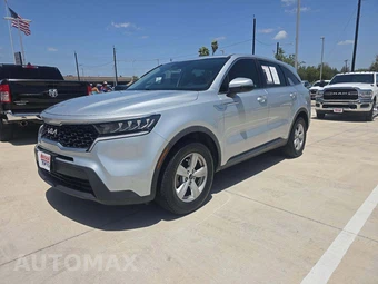 2022 Kia Sorento LX