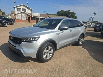 2022 Kia Sorento LX