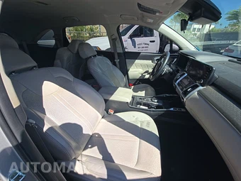 2022 Kia Sorento Plug-In Hybrid SX - miniatura 8