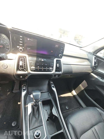 2022 Kia Sorento S - miniatura 10