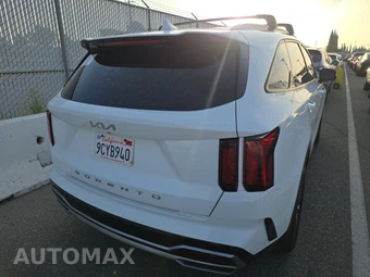 2022 Kia Sorento S – miniatura 4