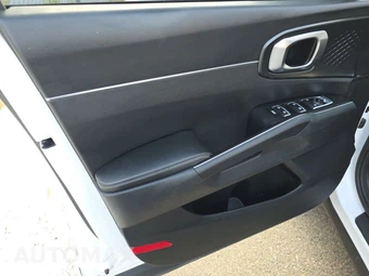 2022 Kia Sorento S – miniatura 9
