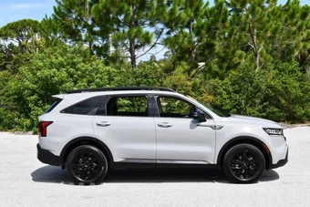 2022 Kia Sorento X-Line S - miniatura 36