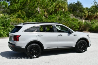 2022 Kia Sorento X-Line S - miniatura 6