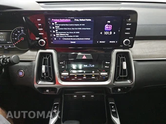 2022 Kia Sorento X-Line S - miniatura 11