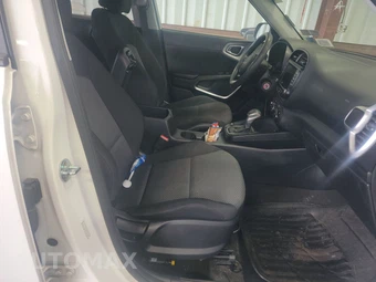 2022 Kia Soul LX – miniatura 8