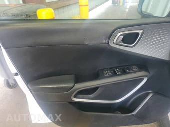 2022 Kia Soul LX – miniatura 9