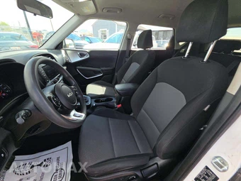 2022 Kia Soul LX - miniatura 6