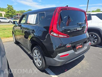 2022 Kia Soul LX - miniatura 2