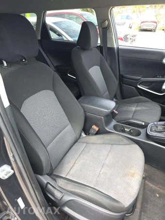 2022 Kia Soul LX - miniatura 18