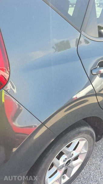 2022 Kia Soul LX - miniatura 26