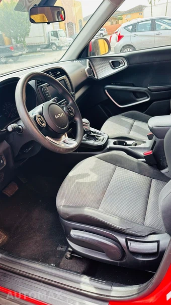 2022 Kia Soul LX - miniatura 7