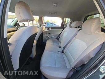 2022 Kia Soul LX - miniatura 13