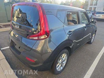 2022 Kia Soul LX - miniatura 3