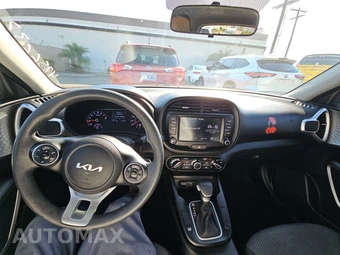 2022 Kia Soul LX - miniatura 11