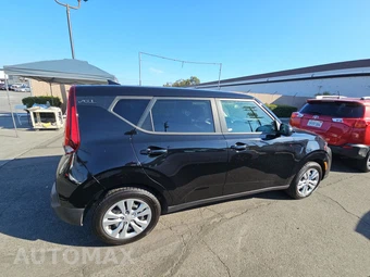 2022 Kia Soul LX - miniatura 4