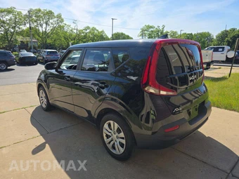 2022 Kia Soul LX - miniatura 2
