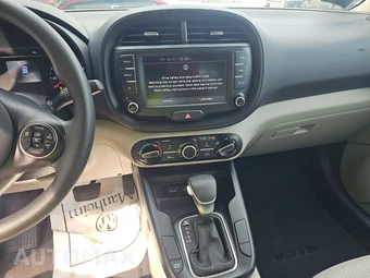 2022 Kia Soul LX - miniatura 11