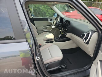 2022 Kia Soul LX - miniatura 8