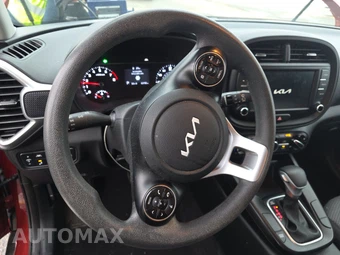 2022 Kia Soul LX - miniatura 10