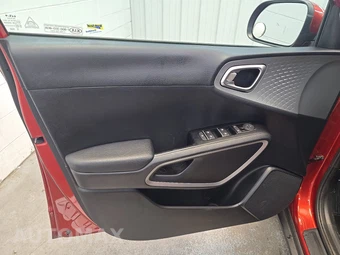 2022 Kia Soul LX - miniatura 9