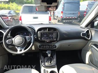 2022 Kia Soul LX - miniatura 11