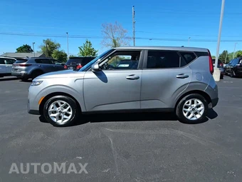 2022 Kia Soul LX - miniatura 3