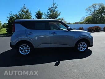 2022 Kia Soul LX - miniatura 5