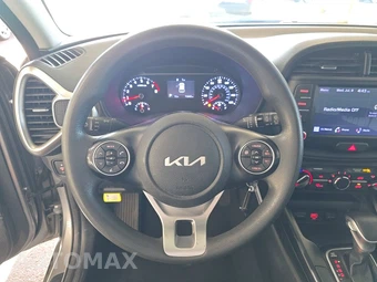 2022 Kia Soul LX - miniatura 10