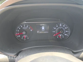 2022 Kia Soul LX - miniatura 12