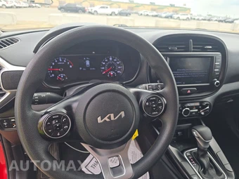 2022 Kia Soul LX - miniatura 10