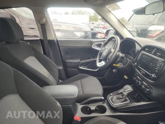 2022 Kia Soul LX - miniatura 8