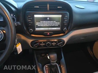2022 Kia Soul LX - miniatura 11