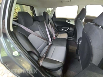 2022 Kia Soul LX - miniatura 16