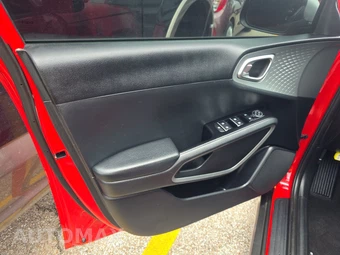 2022 Kia Soul X-Line - miniatura 9