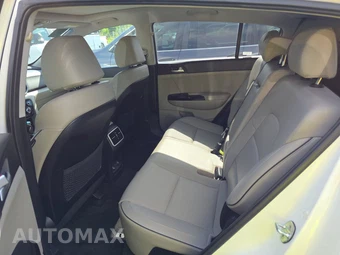 2022 Kia Sportage EX – miniatura 13