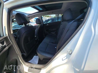 2022 Kia Sportage EX - miniatura 13