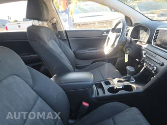 2022 Kia Sportage LX - miniatura 8