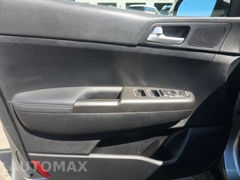 2022 Kia Sportage LX – miniatura 9