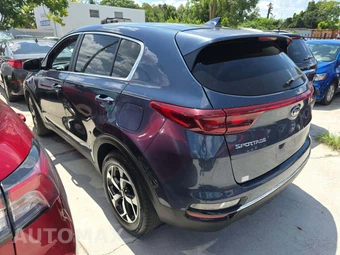 2022 Kia Sportage LX – miniatura 2