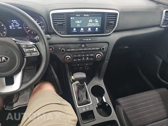 2022 Kia Sportage LX – miniatura 11