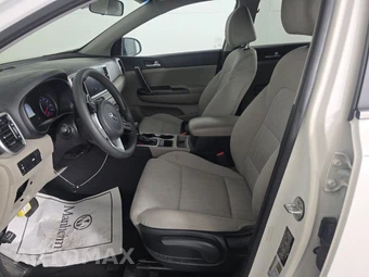 2022 Kia Sportage LX - miniatura 7