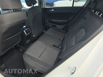 2022 Kia Sportage LX – miniatura 13